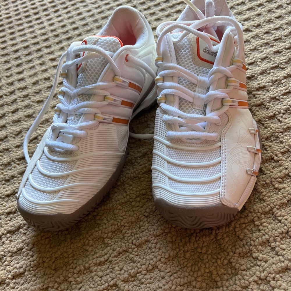 Tennis/pickle ball shoes